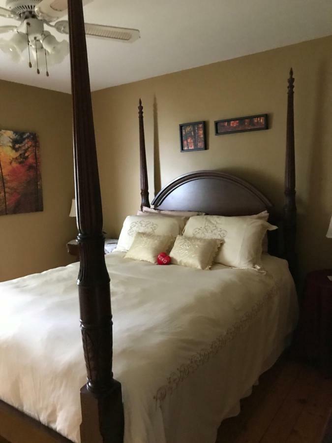 Toba'S Bed & Breakfast Луненбург Екстериор снимка